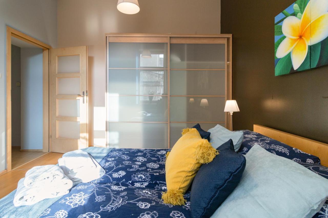 House Of Frida Apartment Krakow Bagian luar foto