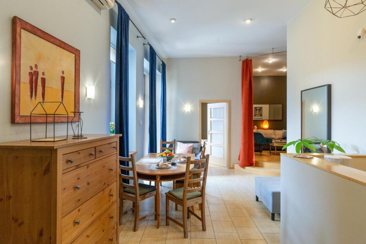 House Of Frida Apartment Krakow Bagian luar foto